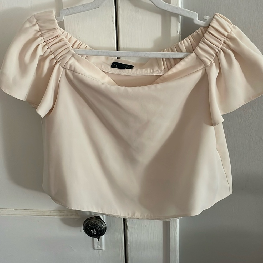 Gf the shoulder top